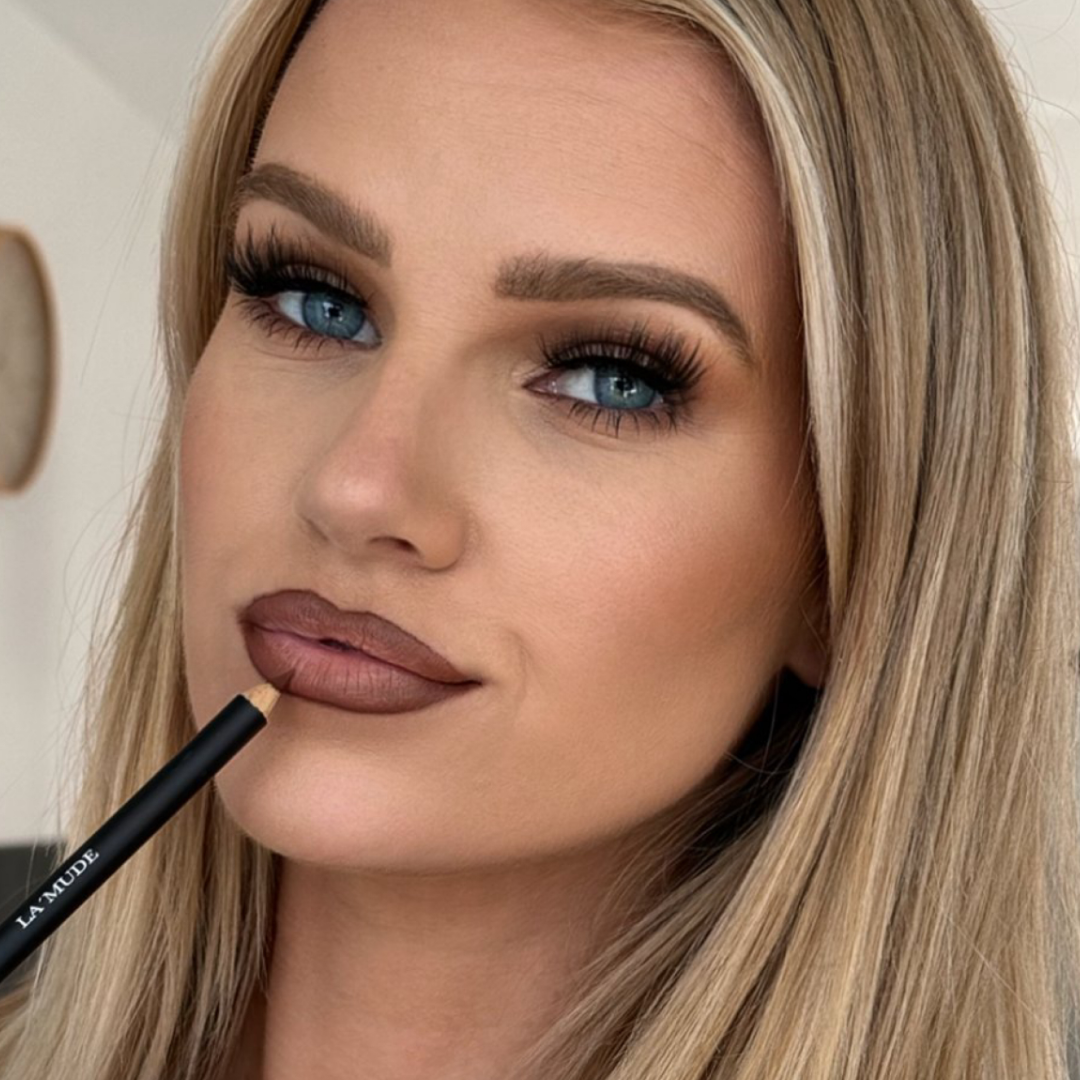 Dark brown lip liner velvet espresso the best Kirstie Roche